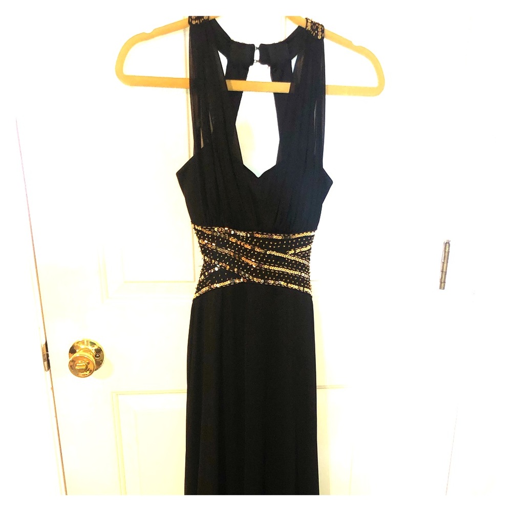 Betsy & Adam Gown Size 8